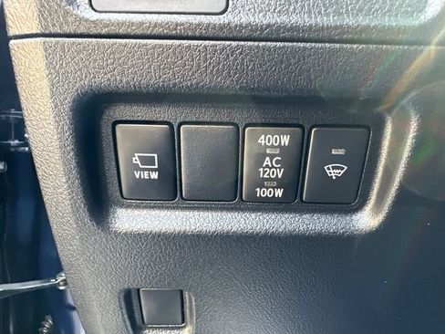 Certified 2022 Toyota 4Runner Limited AWD/4WD image 40