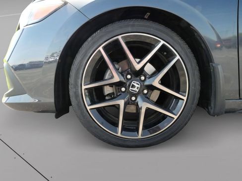 Used 2022 Honda Civic Sport Touring image 9