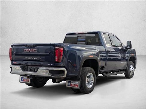 Used 2022 GMC Sierra 3500 SLE w/ SLE Convenience Package image 5