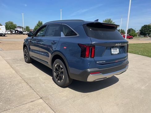 New 2026 Kia Sorento S AWD/4WD image 7