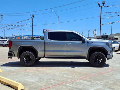 Used 2024 GMC Sierra 1500 AT4 w/ AT4 Premium Package AWD/4WD image 21