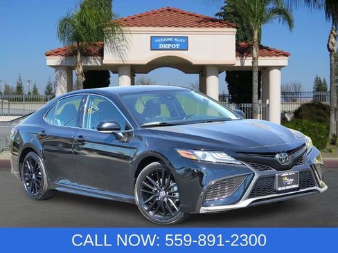 Used 2023 Toyota Camry XSE image 1