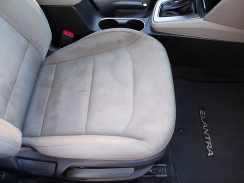 Used 2018 Hyundai Elantra SEL w/ Cargo Package FWD image 19