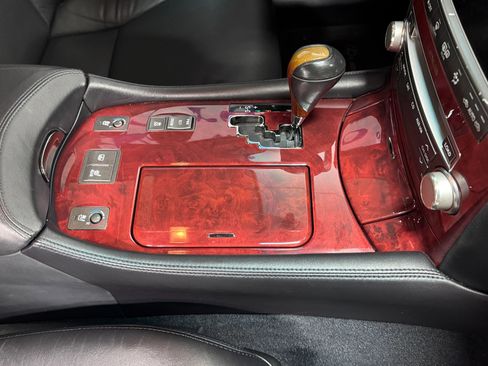 Used 2010 Lexus LS 460 image 10