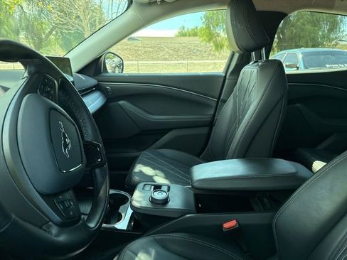 Certified 2024 Ford Mustang Mach-E Select image 6