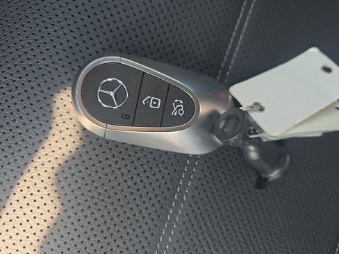 New 2026 Mercedes-Benz GLC 300 4MATIC image 29
