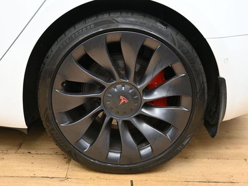 Used 2022 Tesla Model 3 Performance AWD/4WD image 10