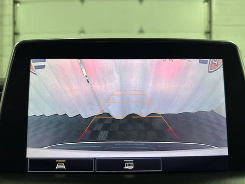 Used 2021 Chevrolet Tahoe Z71 image 31