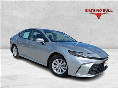 New 2025 Toyota Camry LE