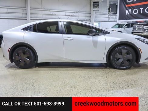 Used 2023 Toyota Prius LE image 7