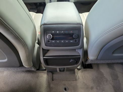 Used 2016 Chevrolet Traverse LT AWD/4WD image 11