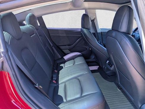 Used 2022 Tesla Model 3 Long Range AWD/4WD image 18