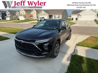Used 2024 Chevrolet Trax LT w/ LT Convenience Package