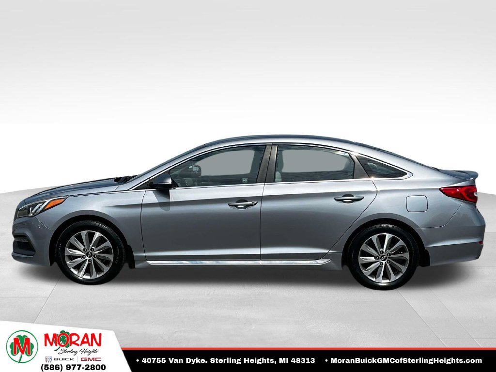Used 2016 Hyundai Sonata Sport w/ Cargo Package FWD image 2