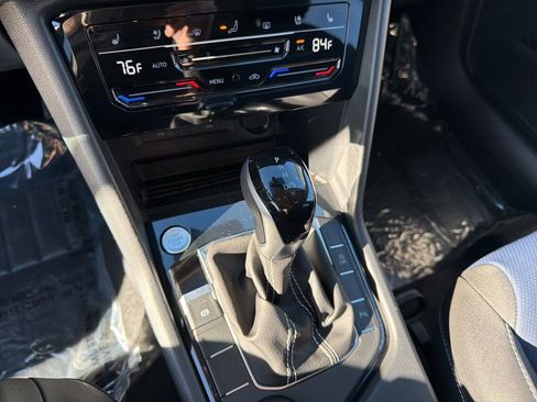 New 2025 Volkswagen Taos SEL image 16