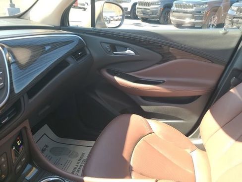 Used 2018 Buick Envision Essence image 15