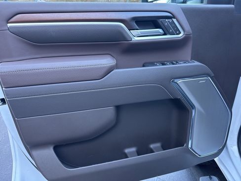 New 2026 GMC Sierra 2500 Denali w/ Denali Reserve Package image 7