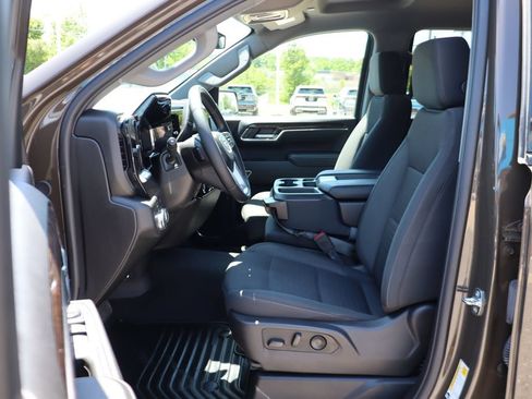Used 2024 GMC Sierra 1500 Elevation AWD/4WD image 11