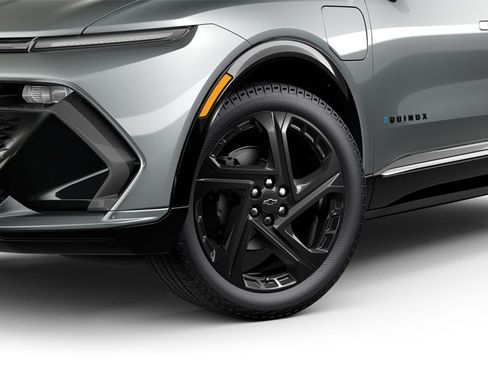 New 2026 Chevrolet Equinox EV RS image 4