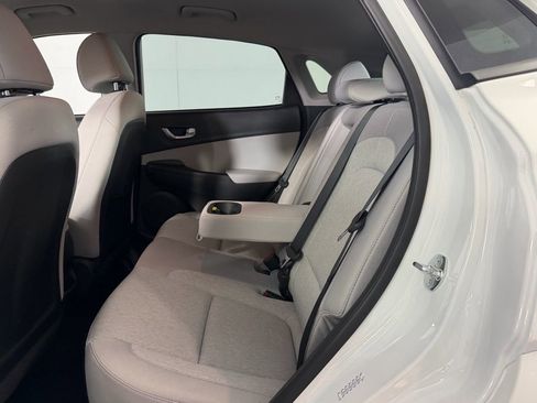 Used 2023 Hyundai Kona SE image 24