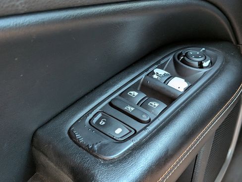 Used 2019 Jeep Compass Latitude AWD/4WD image 22
