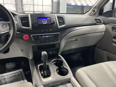 Used 2020 Honda Pilot LX image 28