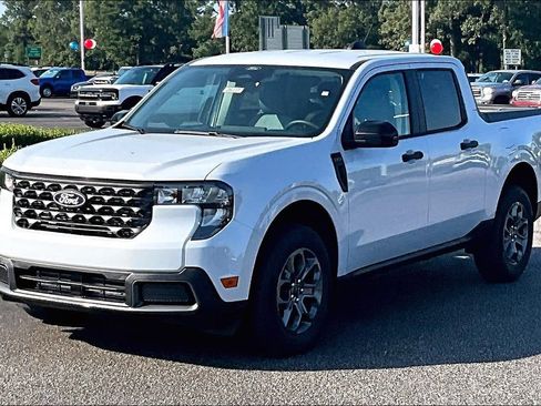 New 2026 Ford Maverick XLT w/ XLT Luxury Package AWD/4WD image 2