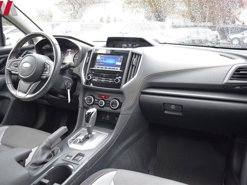 Used 2021 Subaru Crosstrek 2.0i Premium image 12