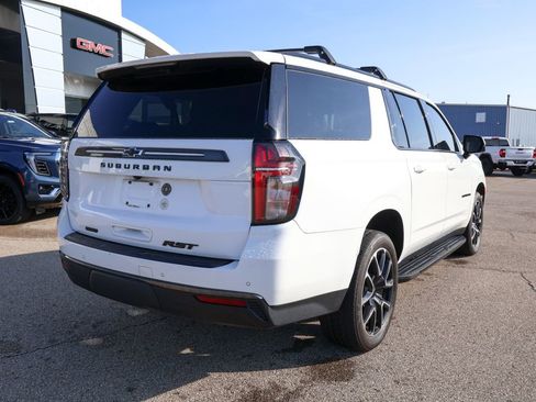 Used 2021 Chevrolet Suburban RST w/ Luxury Package AWD/4WD image 3