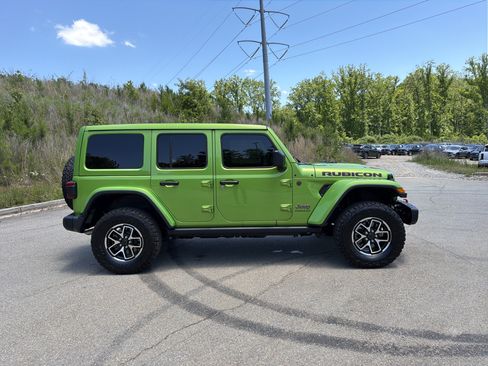 Used 2025 Jeep Wrangler Unlimited Rubicon w/ Steel Bumper Group AWD/4WD image 4