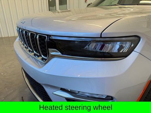 Used 2025 Jeep Grand Cherokee Limited w/ Luxury Tech Group II AWD/4WD image 14