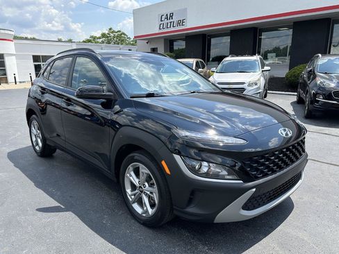 Used 2023 Hyundai Kona SEL w/ Cargo Package AWD/4WD image 2
