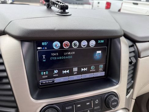 Used 2018 GMC Yukon Denali w/ Open Road Package AWD/4WD image 29