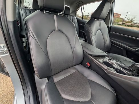 Used 2024 Toyota Camry XSE image 26