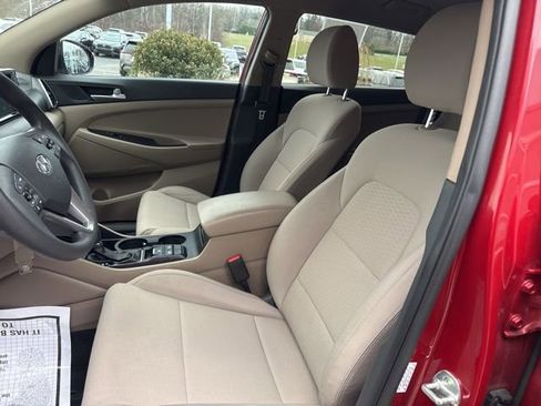 Used 2021 Hyundai Tucson SE image 25