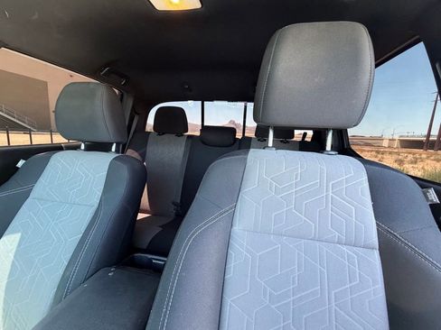 Used 2020 Toyota Tacoma TRD Sport w/ Technology Package RWD image 12