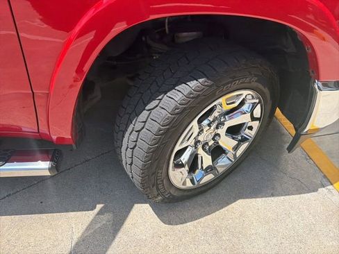 Used 2021 RAM 1500 Laramie AWD/4WD image 14