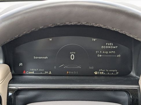 Certified 2023 Lincoln Nautilus Reserve w/ Equipment Group 202A image 31