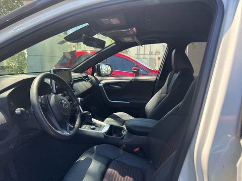 Used 2022 Toyota RAV4 XSE image 5