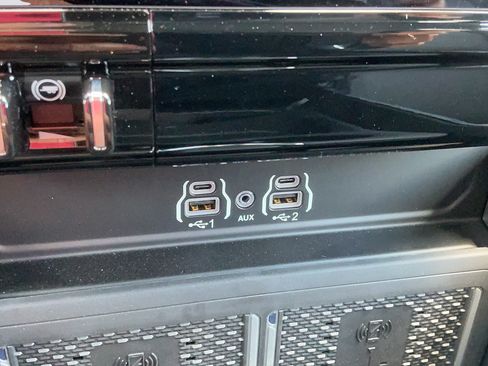 New 2026 RAM 2500 Laramie AWD/4WD image 27