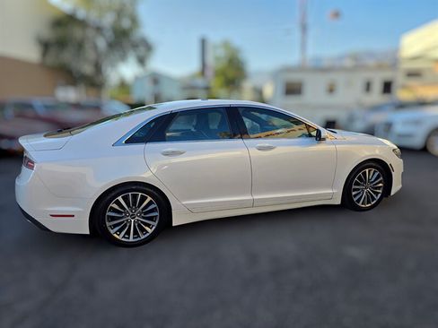 Used 2020 Lincoln MKZ FWD image 6
