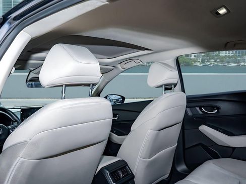 Certified 2025 Honda Accord SE image 17