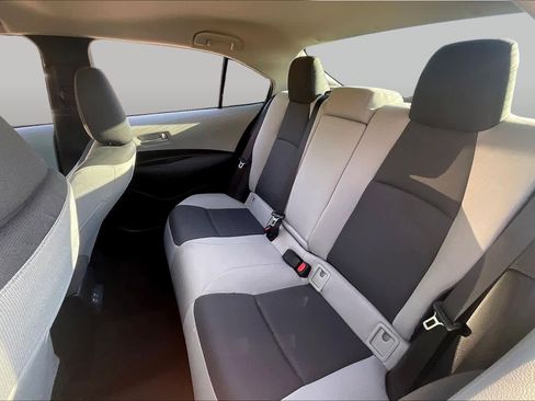 Used 2025 Toyota Corolla LE FWD image 20