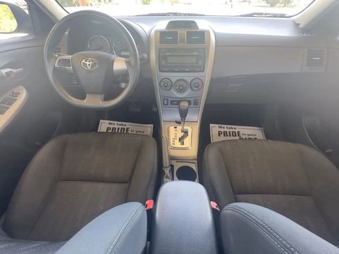 Used 2012 Toyota Corolla S image 31