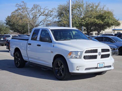 Used 2016 RAM 1500 Express image 3