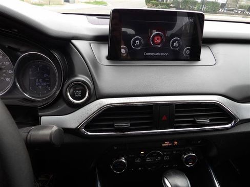 Used 2017 MAZDA CX-9 Touring image 22