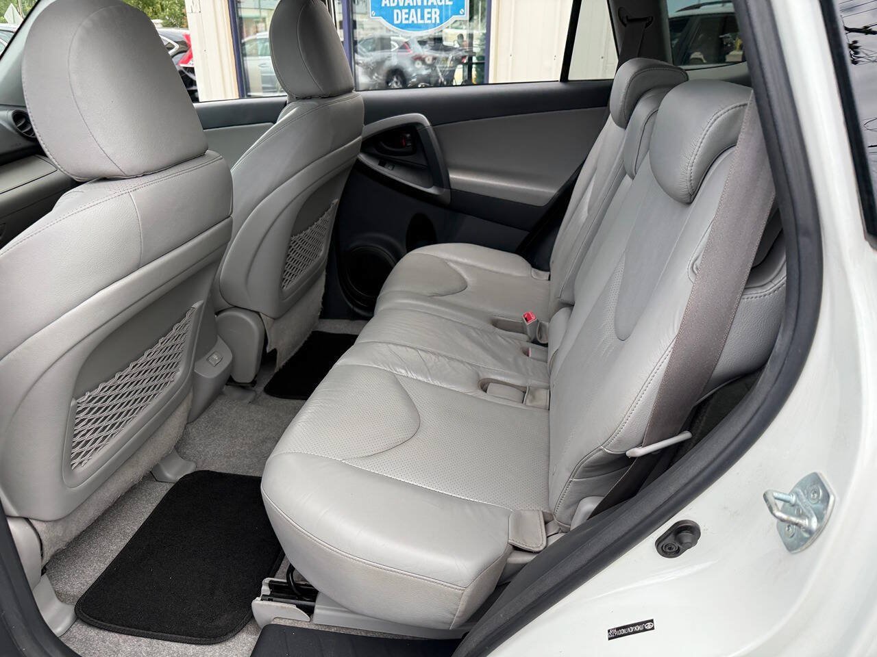 Used 2010 Toyota RAV4 Limited w/ Limited Extra Value Pkg AWD/4WD image 91