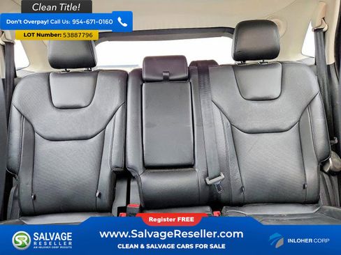 Used 2017 Ford Edge Titanium w/ Equipment Group 301A AWD/4WD image 13