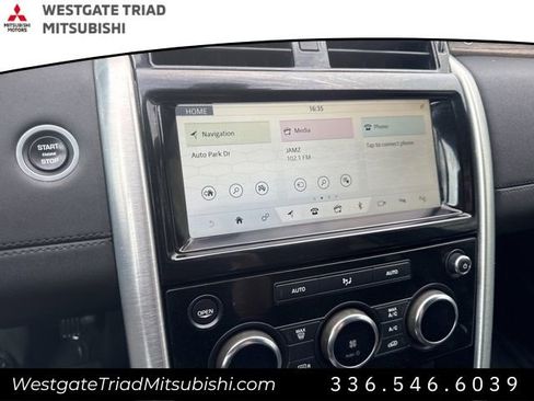 Used 2019 Land Rover Discovery HSE AWD/4WD image 18
