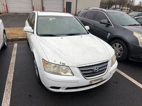 Used 2009 Hyundai Sonata GLS image 3